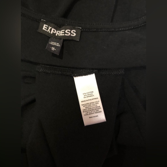 EXPRESS cold shoulder fitted black Top size M  EUC - Picture 6 of 7